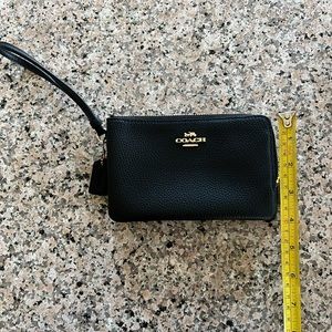 Coach leather 2 zip wristlet